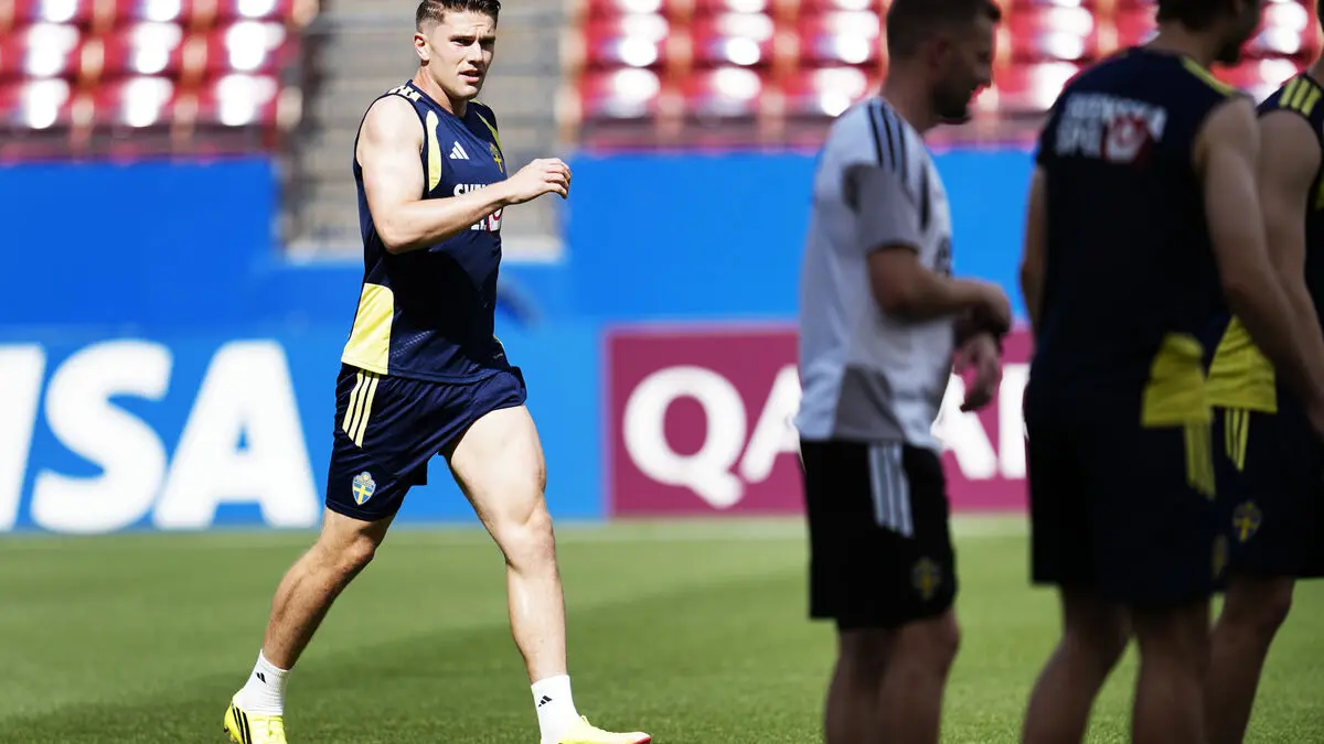 Gyökeres praised as strongest and