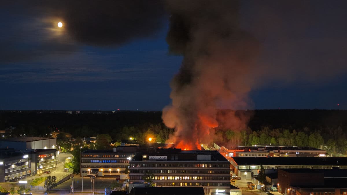 Large overnight fire in southern